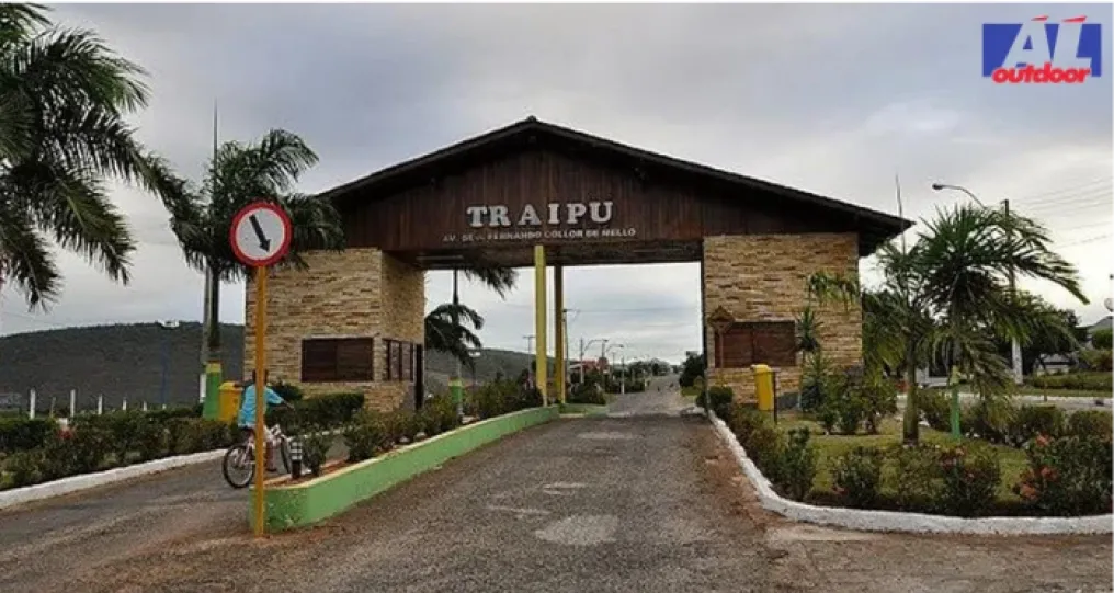 Traipu &ndash; Turismo fluvial e com&eacute;rcio regional