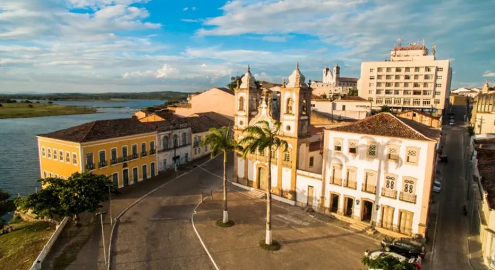 Penedo (AL): hist&oacute;ria, turismo e visibilidade estrat&eacute;gica para m&iacute;dia OOH no baixo S&atilde;o Francisco