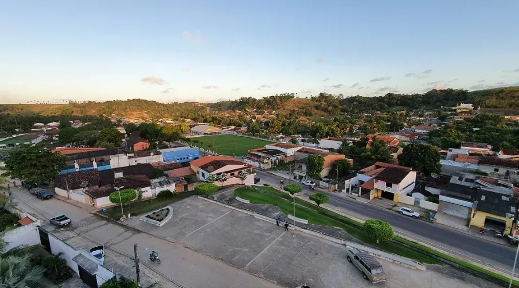 Coruripe (AL): litoral produtivo e visibilidade estrat&eacute;gica para m&iacute;dia OOH